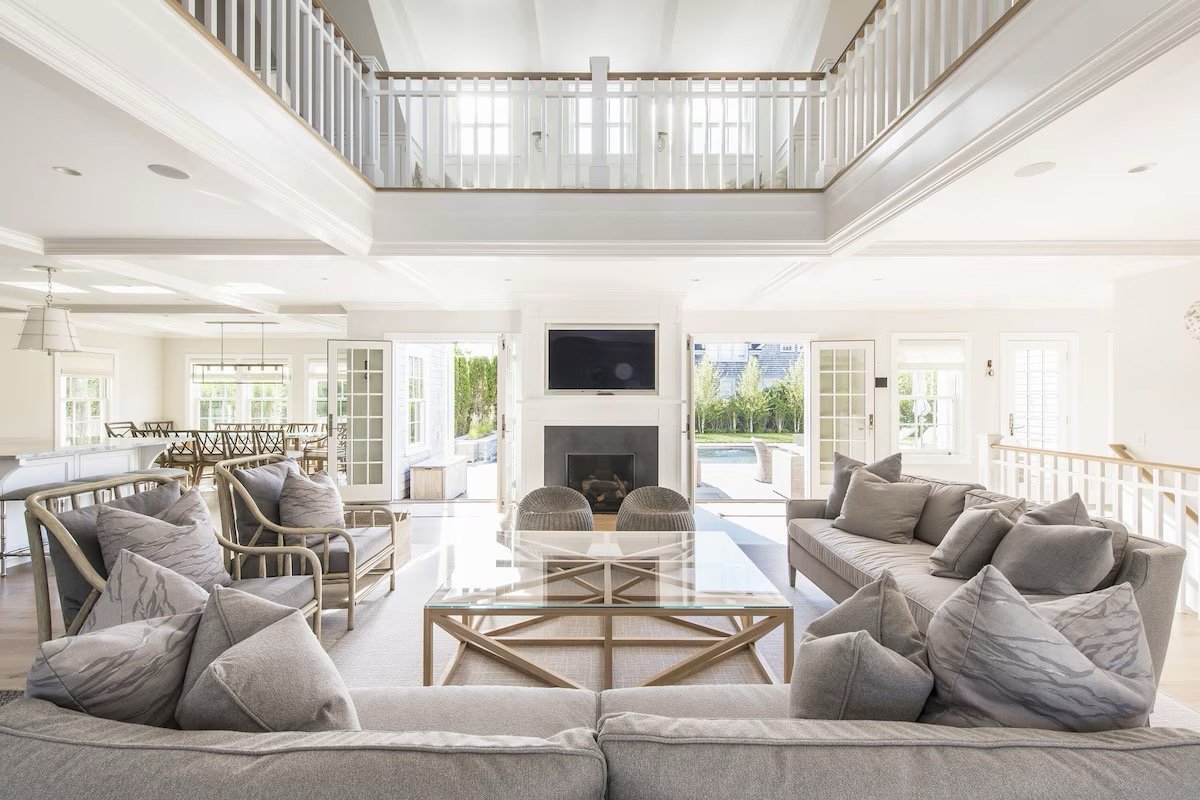 Read more about the article Property ID: NE-2 – Luxury Nantucket Getaway: A Premier Vacation Experience at 8-Bedroom Home near Beach and Town
