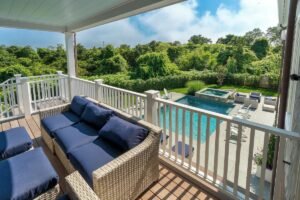 Read more about the article Property ID: NE-4 – Luxurious Nantucket Compound: A Stunning Retreat at 3 Old Mill Court