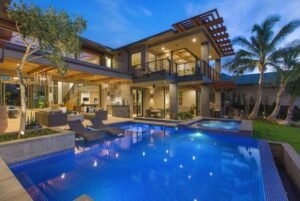 Read more about the article Property ID: HI-1 – Experience Ultimate Oceanfront Luxury at Sea Cliff Chic in Oahu