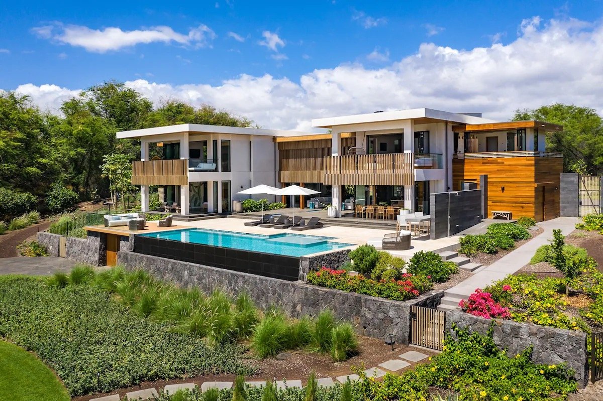Read more about the article Property ID: HI-5 – Experience Ultimate Relaxation at Kahieluana, Your Private Beachfront Resort in Puako, Hawaii