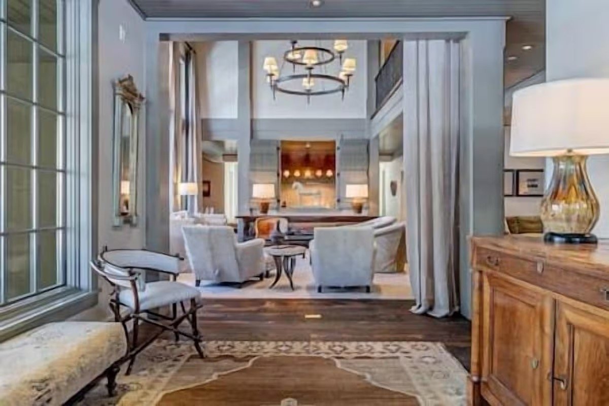 Read more about the article Property ID: CO-2 – Luxury Euro-Style Retreat in West End Aspen: A Perfect Group Getaway