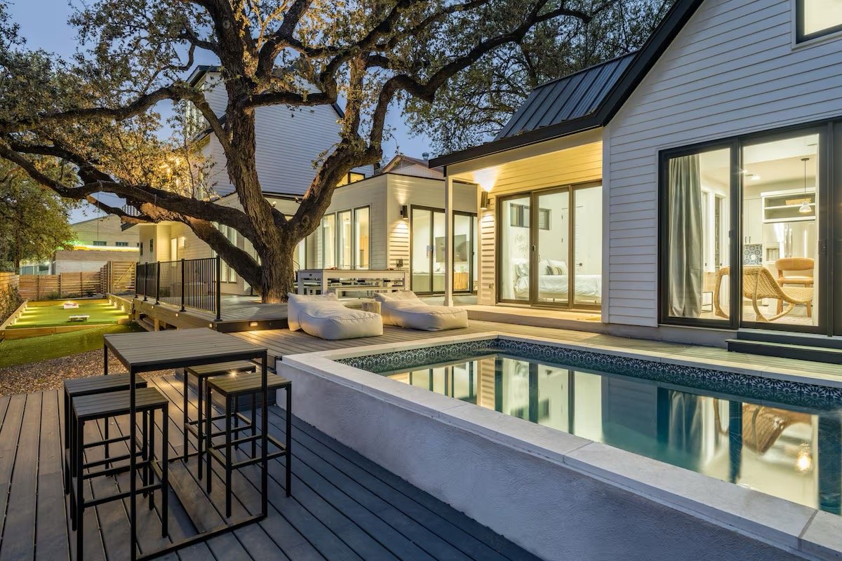 Read more about the article Property ID: TX-2 – Luxurious Austin Getaway with Skyline Views, Private Pool, and a Guest House