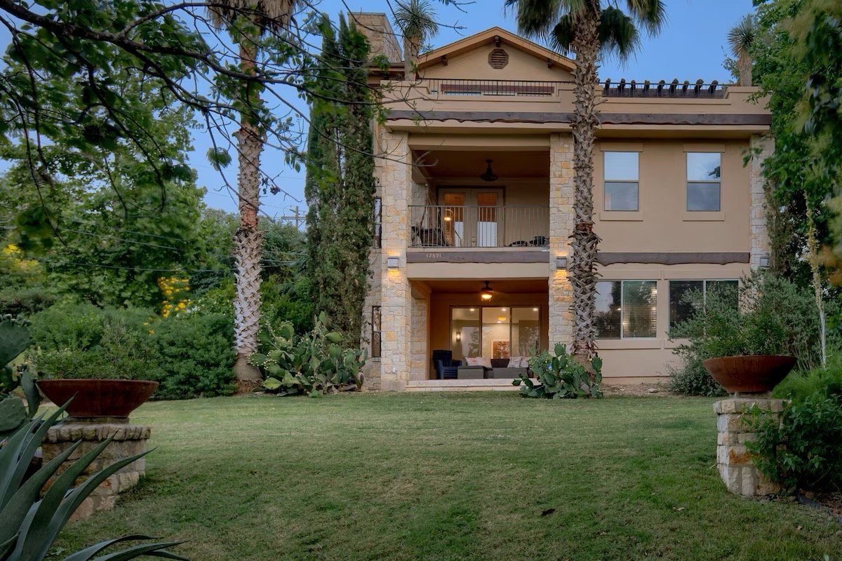 Read more about the article Property ID: TX-4 – Escape to a Luxurious Lake Travis Villa in Austin, Texas