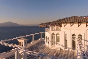 Read more about the article Property ID: INT-1 – Discover the Elegant Villa Correale – A Luxury Cliffside Vacation Rental in Sorrento, Italy