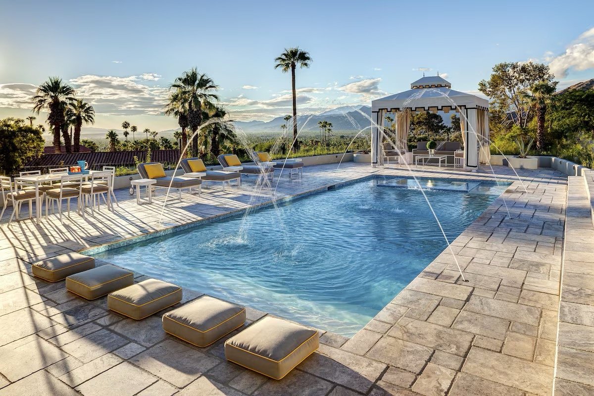 Read more about the article Property Id: CA-13 – Experience Iconic Luxury at Palm Springs’ Historic Hamrick House: An Architectural Digest Feature